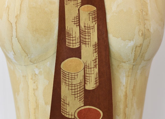 1940s Tiki Style Novelty Print Brown Neck Tie - image 5