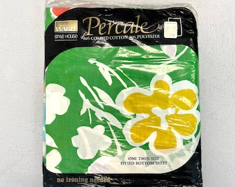 NOS 1960s/1970s Green Floral Print Montgomery Ward Percale Twin Fitted Bed Sheet