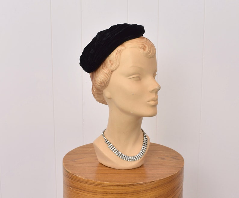 1940s Black Velvet Feathered Hat image 8