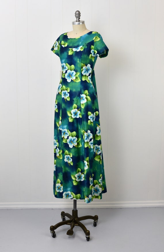 NOS 1960s Ui-Maikai Hibiscus Floral Hawaiian Dress - image 3