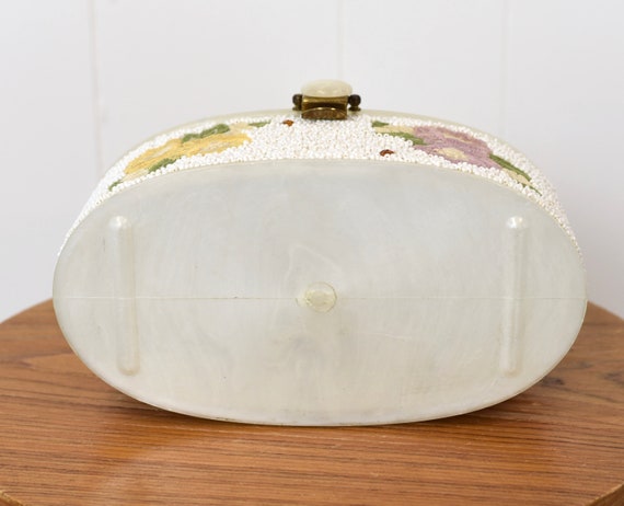 1950s Lucite Beaded Floral Box Purse Handbag - image 9