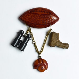 1940s Painted Carved Bakelite Football Sports Wood Novelty Brooch Pin Jewelry