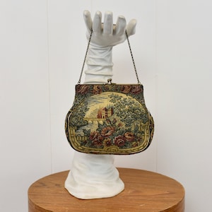 1940s/1950s Tapestry Castle Manor Floral Trompe L&#39;oeil Bow Novelty Print Needlepoint Purse Handbag