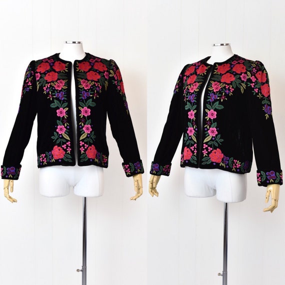 1990s Oscar De La Renta Black Velvet Floral Puff Sleeve 1990s Oscar De La Renta Black Velvet Floral Puff Sleeve