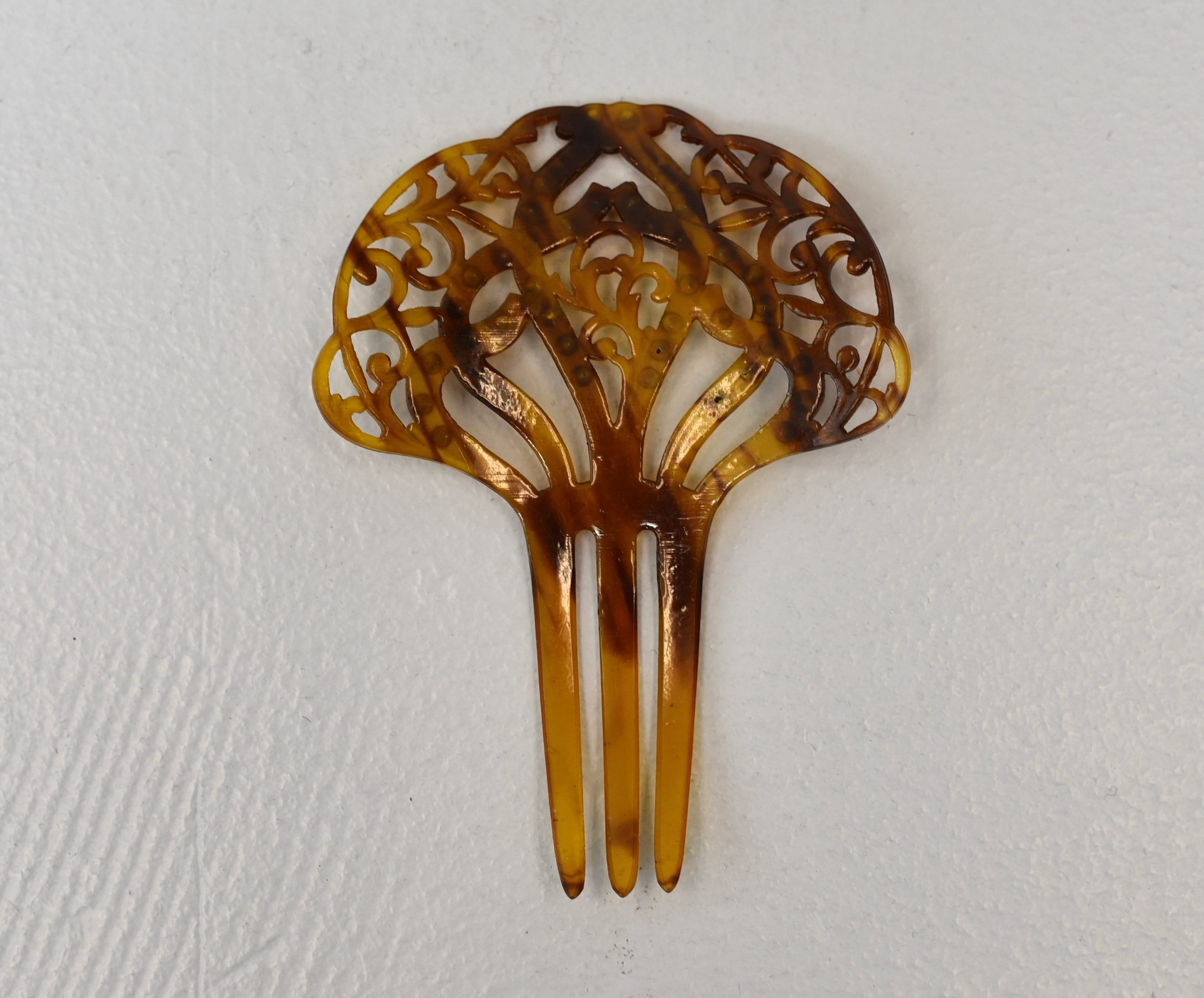 Vintage celluloid Mantilla rhinestone hair comb Art Deco Spanish Mantilla Celluloid Overlay Hair Comb Citron  main image 2