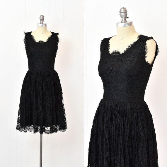 1950s Black Chantilly Lace Floral Goth Pinup Part… - image 1