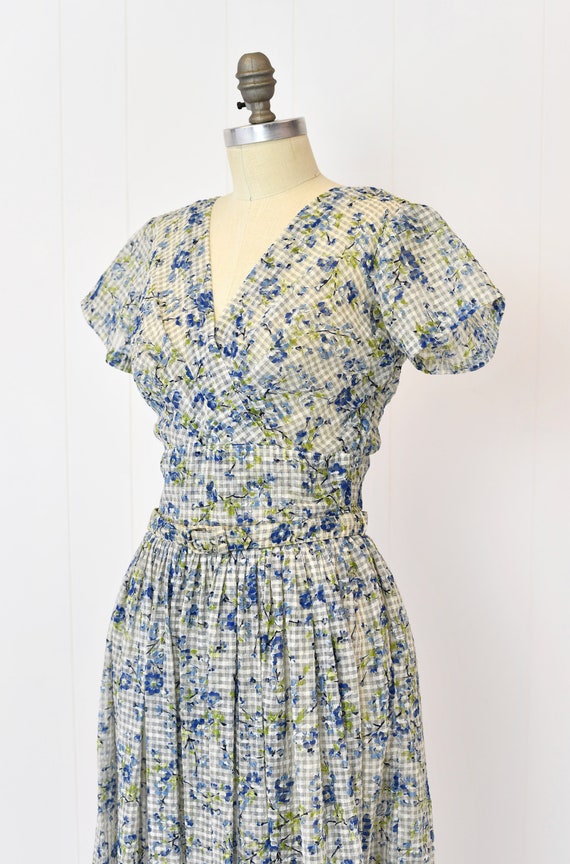 1950s Sheer Blue Floral Gingham Day Dress - image 4