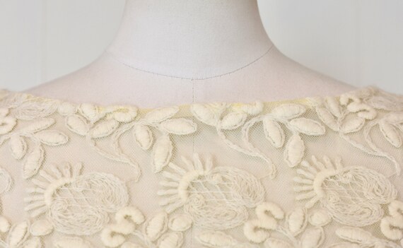 1960s/1970s White Sheer Floral Embroidery Bridal … - image 4