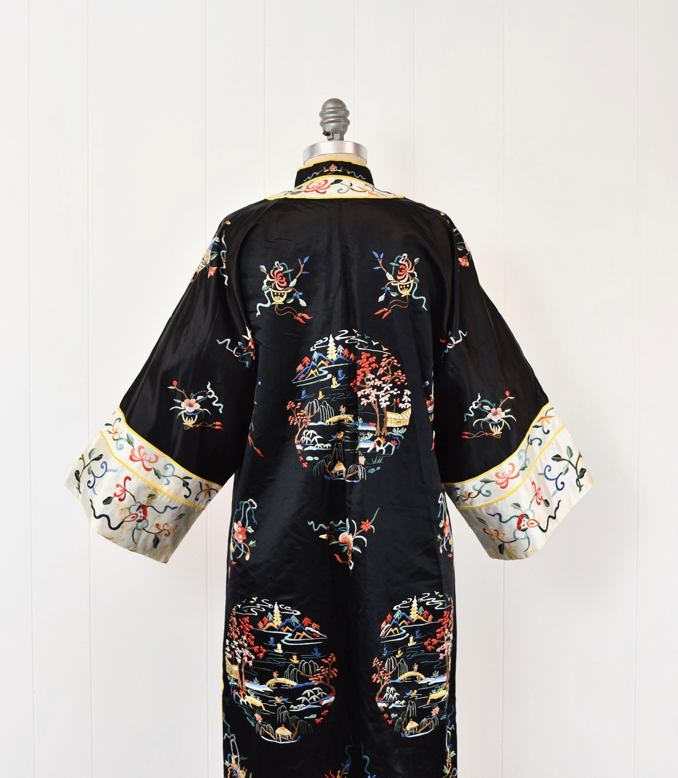 1960s Esme Chinese Silk Asian Black Floral Embroidered