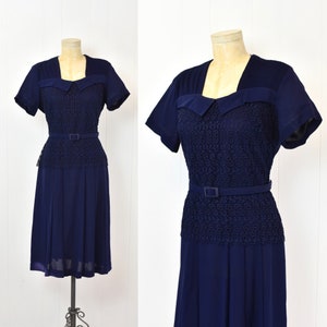 1940s Navy Blue Lace Pleated Rayon Rite-Fit Pinup Volup Plus Size Day Dress with Belt