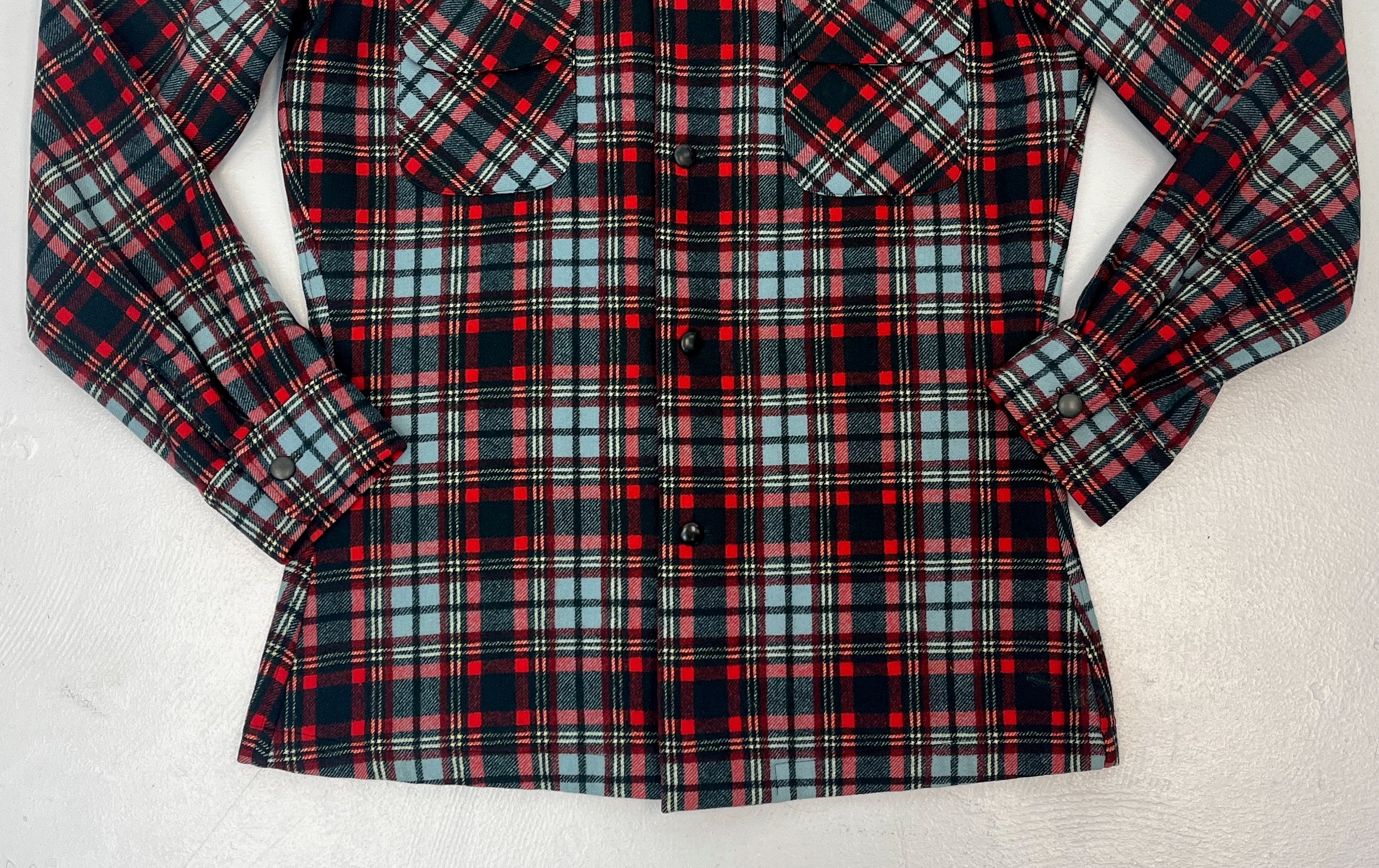 1950s/1960s Picasso Japan Red Blue Plaid Wool Button Down Flannel