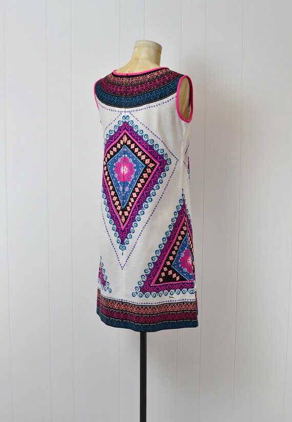 1970s/1980s Alfred Shaheen Colorful Shift Dress - image 7