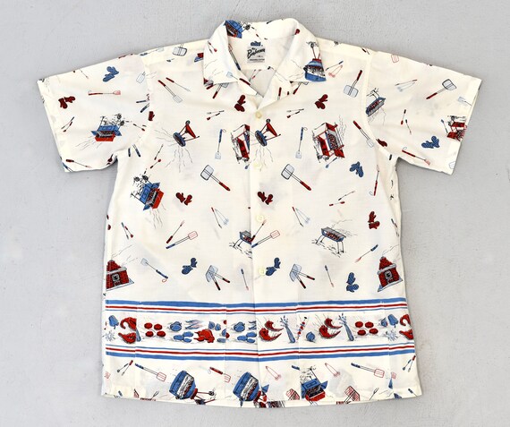 1950s Barbecue Novelty Print Mens Cotton Button D… - image 1