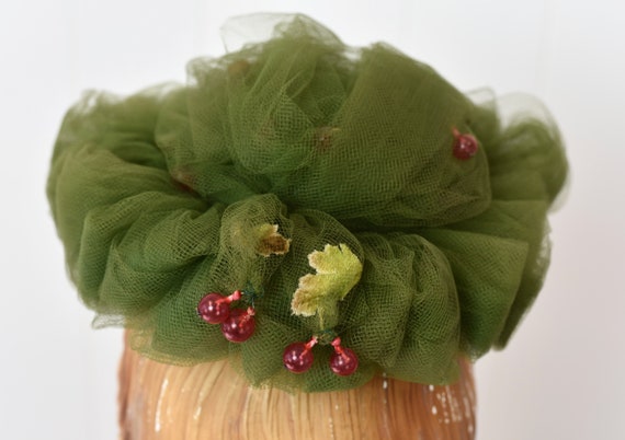 1950s Green Tulle Faux Cherries Fascinator Mini T… - image 6