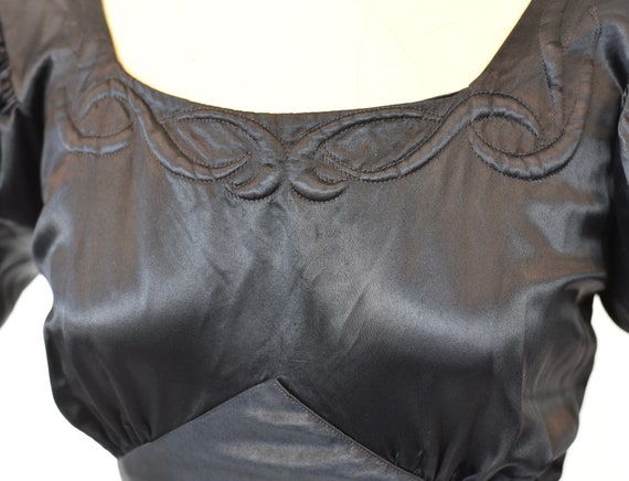 1930s/1940s Black Satin Puff Sleeve Gown - image 9