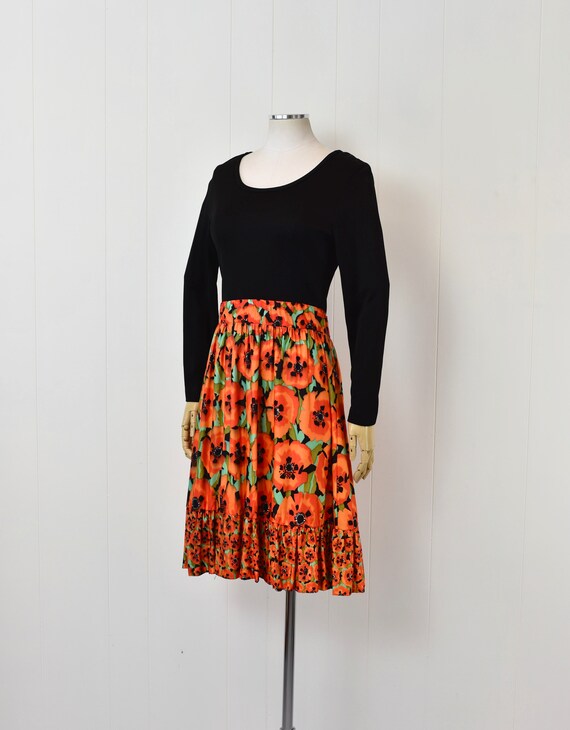 1970s Poppy Floral Orange Black Dress & Shawl Wra… - image 7