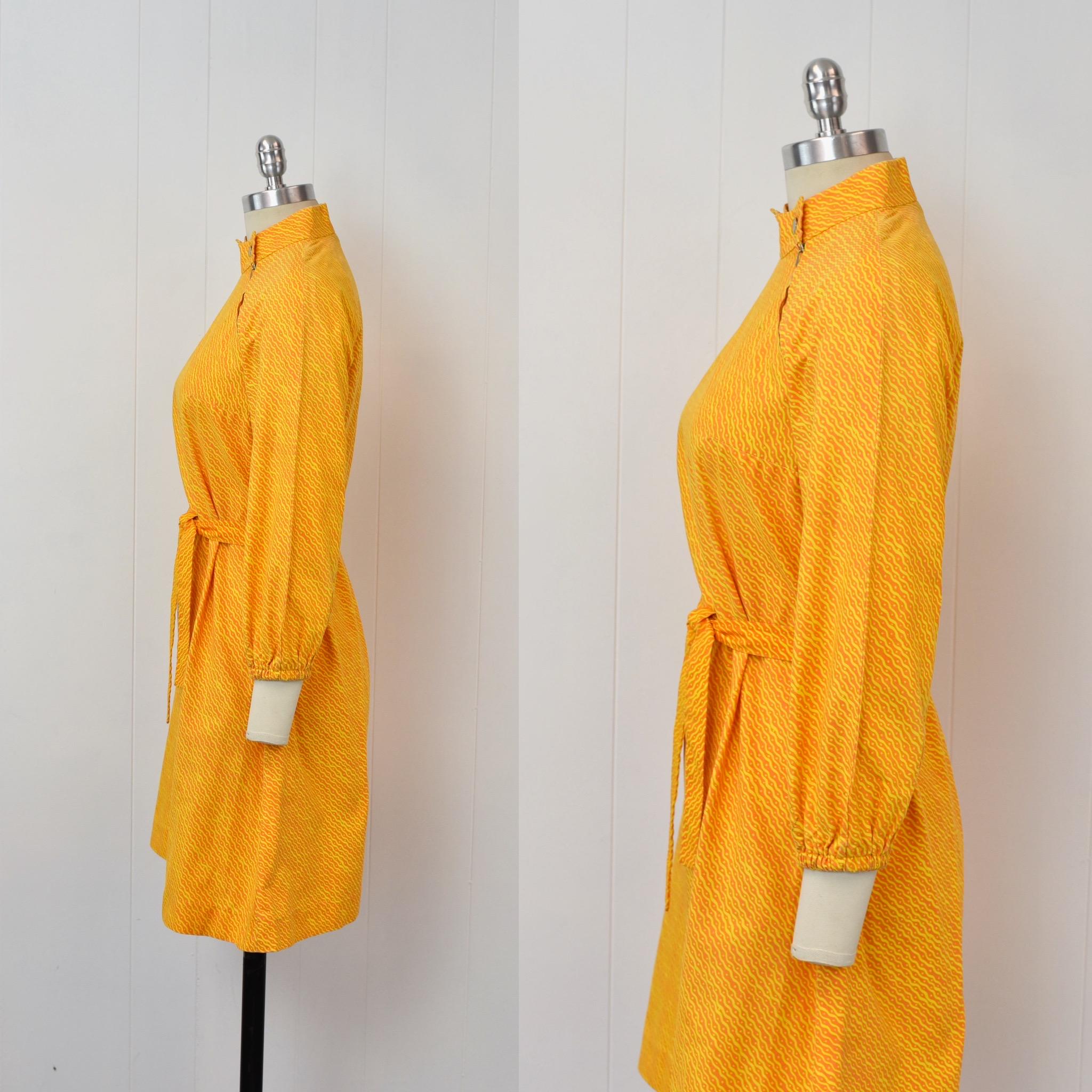 1968 Marimekko Finland Annika Rimala Geometric Dot Pattern Orange