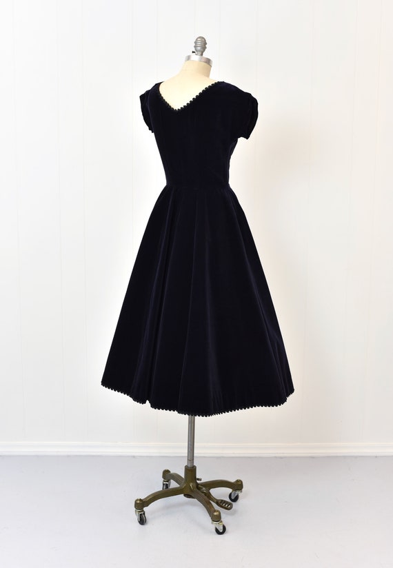 1950s Blue Velvet Bow Party Dress Gown - image 6