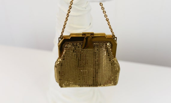 1940s Whiting & David Gold Metal Mesh Purse - image 3