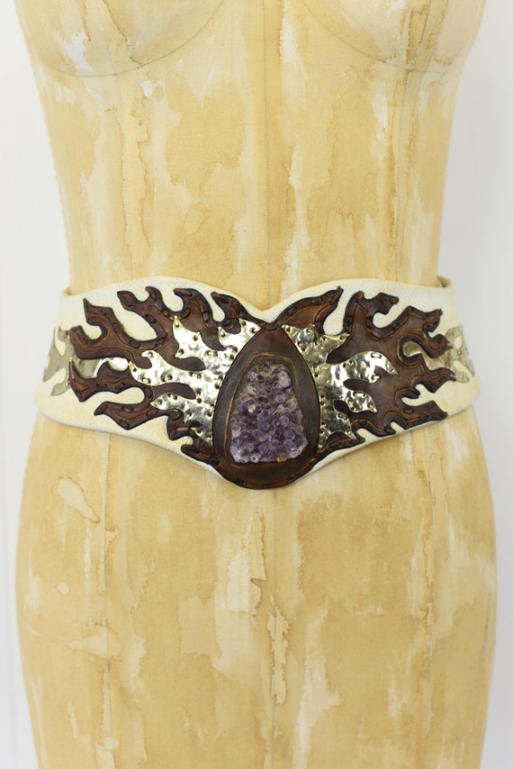 1970s White Leather & Stone Statement Belt