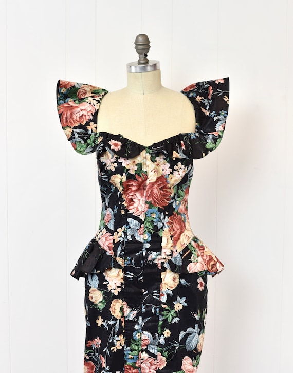 1980s Karen Alexander Black Rose Floral Ruffled P… - image 2