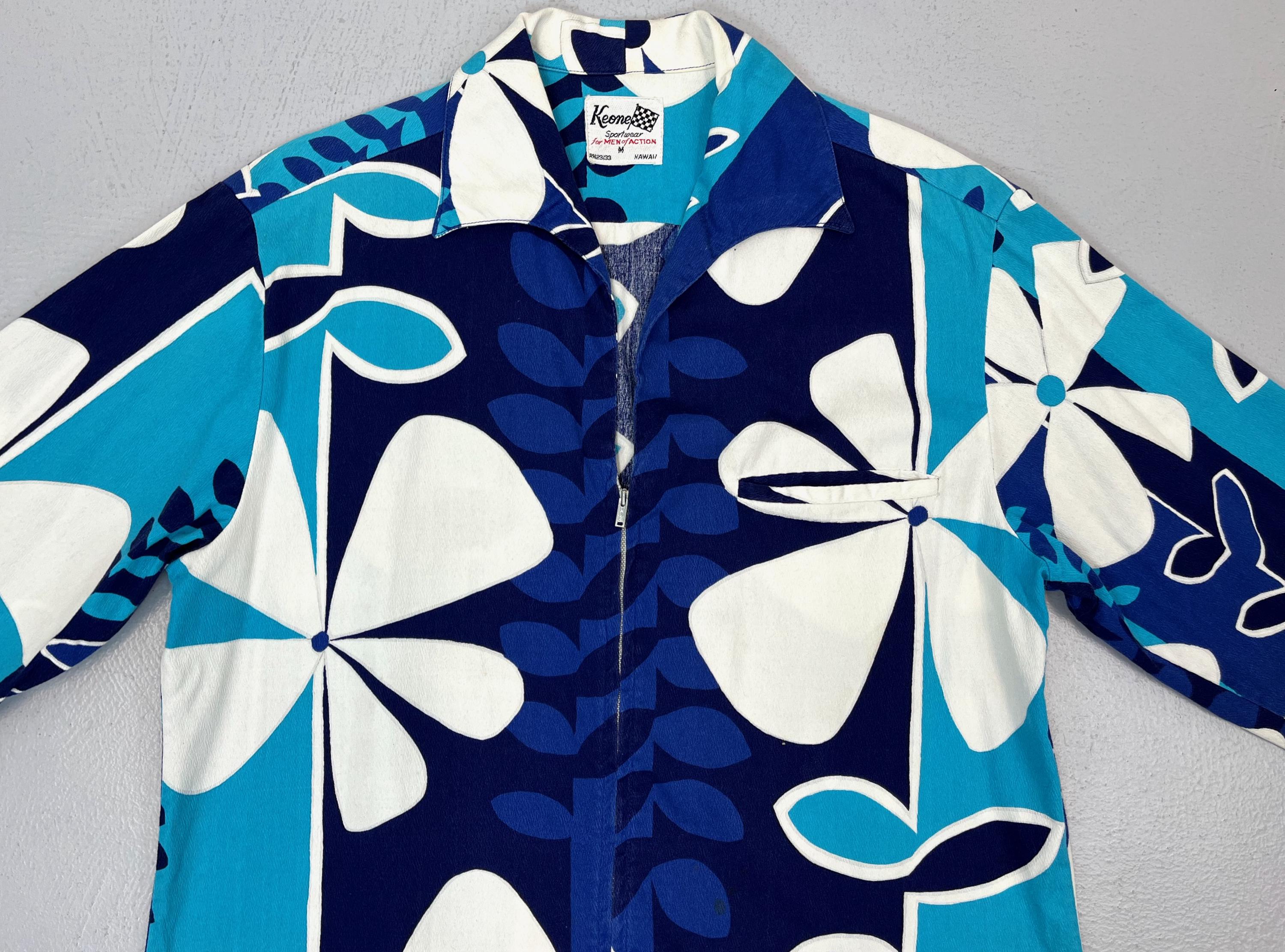 1960s Blue White Floral Keone Sportwear Hawaiian Tiki Cotton Front