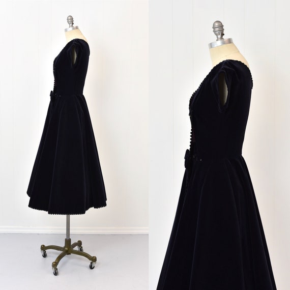 1950s Blue Velvet Bow Party Dress Gown - image 5