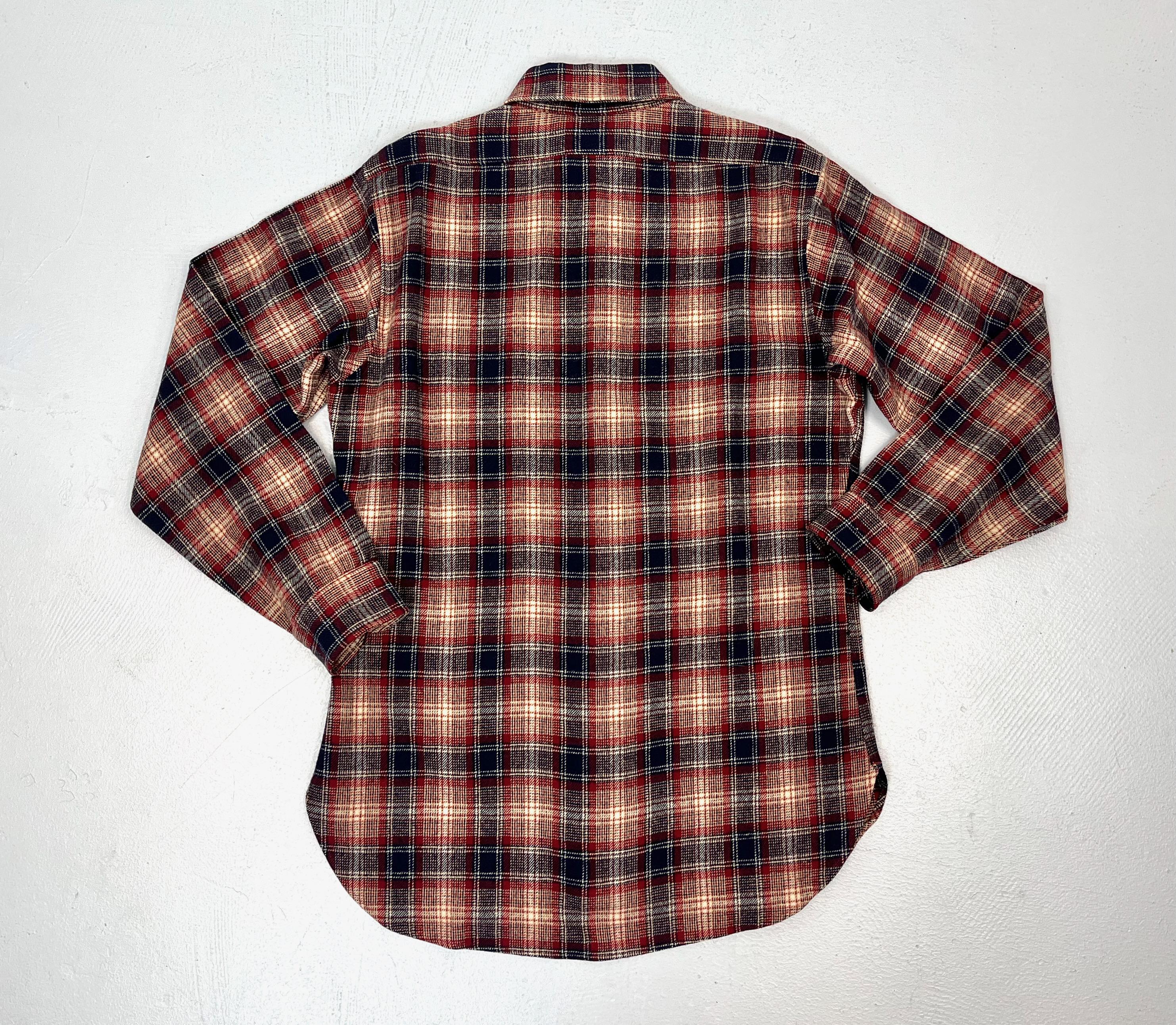 1960s/1970s Pendleton Plaid Wool Red White Blue Long Sleeve Button