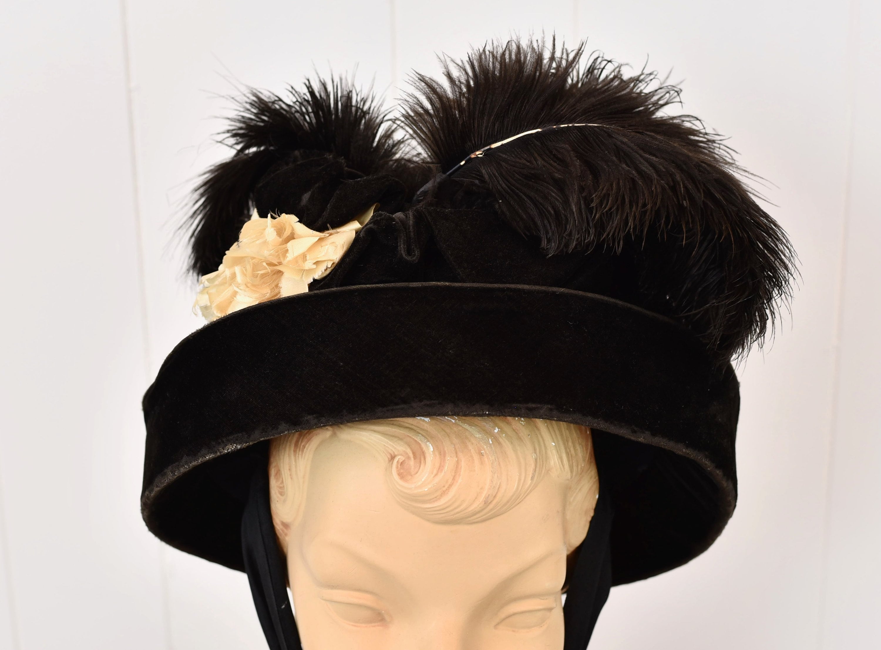 Bespoke Victorian Style Black Velvet Plumed Feather Trimmed Bonnet Hat 1890s Victorian Mourning HAT Inky Black Brim Bonnet Beaded  main image 3
