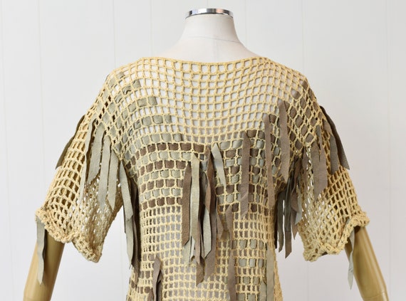 1970s Crochet Blouse with Suede - image 8