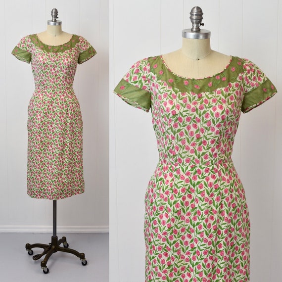 1950s Tulip Floral Novelty Print Wiggle Pencil Dr… - image 1