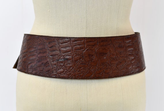 1970s Brown Alligator Oversized Statement Belt - image 8