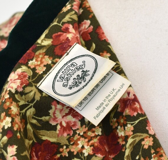 1980s Laura Ashley Green Floral Rose Print Cottag… - image 9