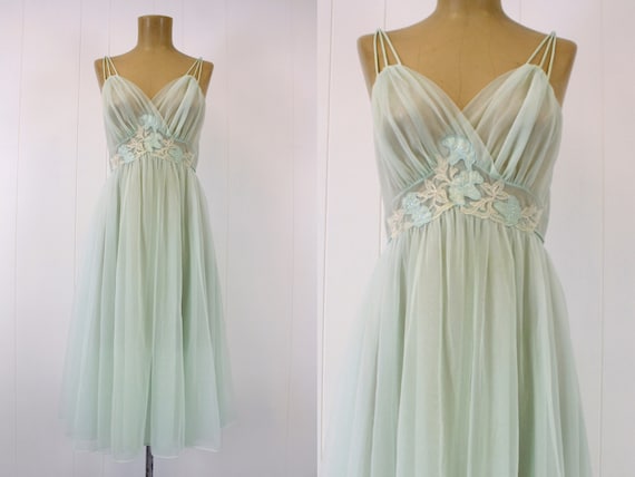 1950s Light Green Floral Nylon Nightgown Lingerie