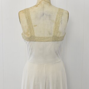 1950s White Nylon & Ecru Lace Nightgown image 6