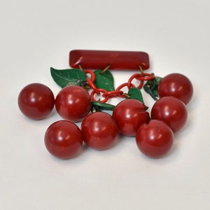 1940s Bakelite Cherries Cluster Novelty Bar Brooch Pin Jewelry Tested image 3