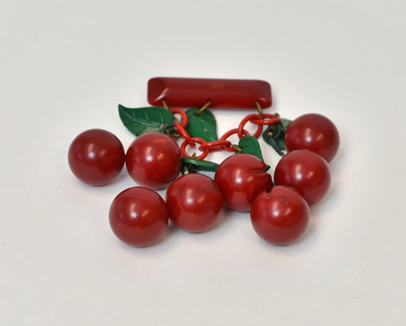 1940s Bakelite Cherries Cluster Novelty Bar Brooch Pin Jewelry Tested image 3