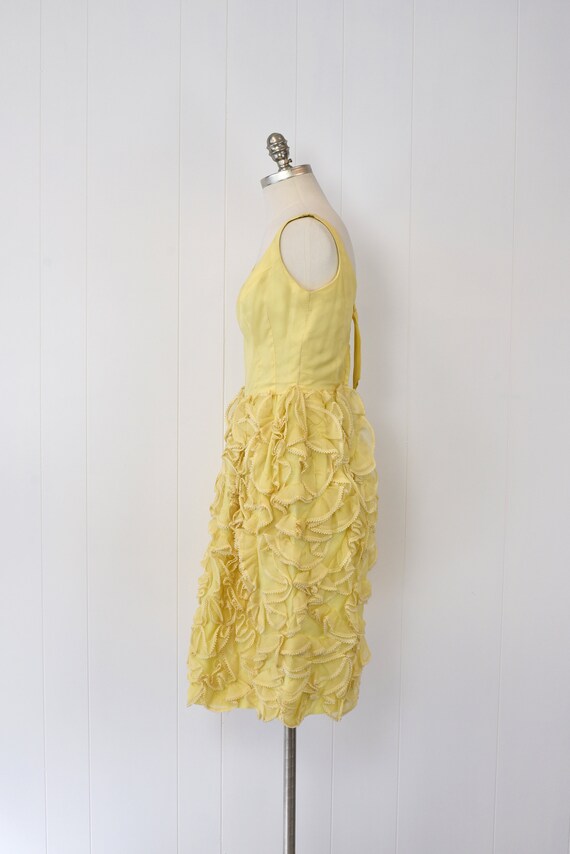 1950s Yellow Ruffle Party Dress - image 5