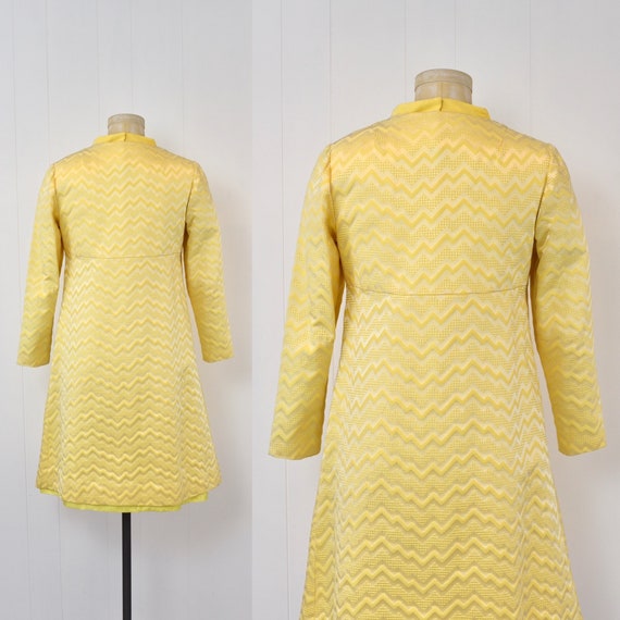 1960s Yellow Brocade Chevron Patterned Mod Dress … - image 4