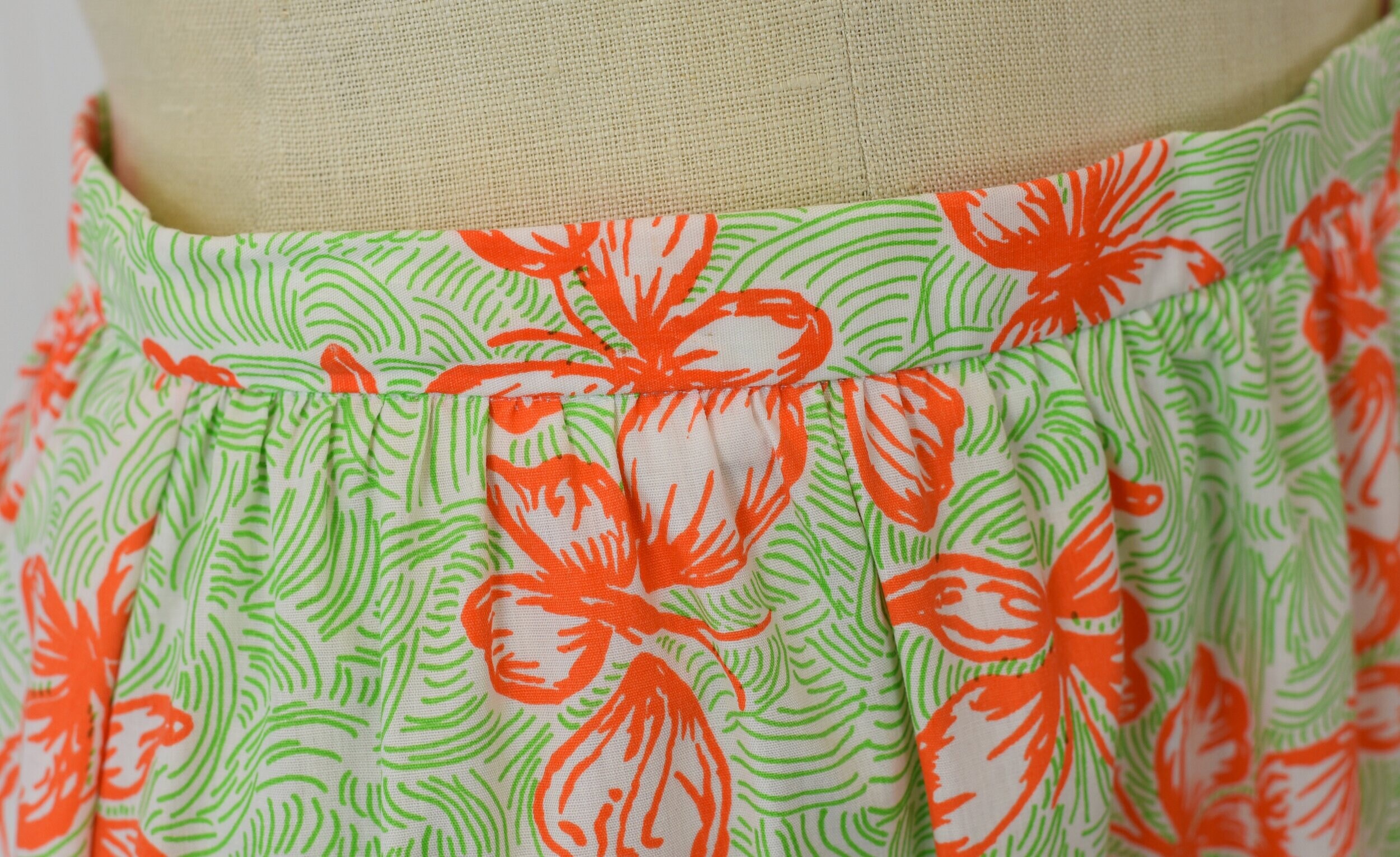 Jupe Brillante Lilly Pulitzer Taille 12 Avec Papillons - Style Sportif, Parfait état, Occasion