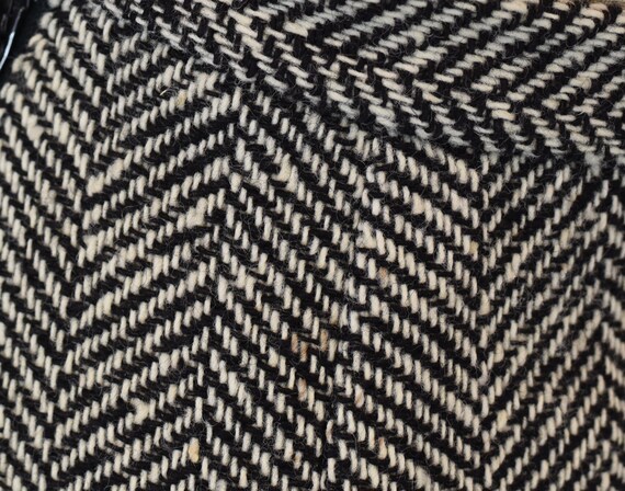 1970s Black & White Chevron Wool with Velvet Pres… - image 8