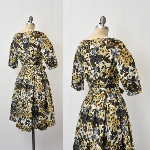 1950s Gold Floral Print Bubble Hem Party Cocktail… - image 7