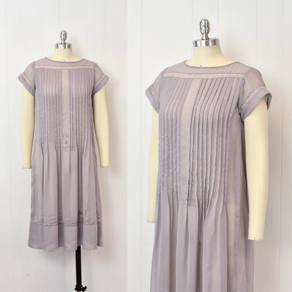 1980s does 1920s Albert Nipon Purple Striped Shee… - image 1