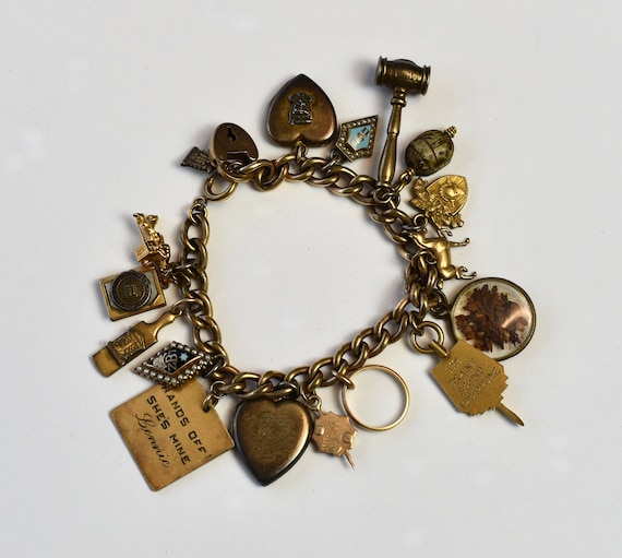 RARE 1940s Gold Sweetheart Charm Bracelet - image 1