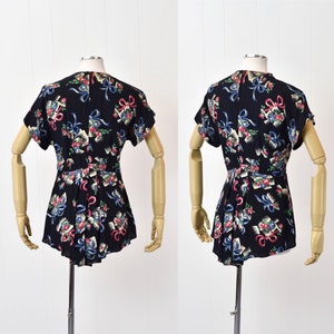 1940s Bow Novelty Print Illusion Neckline Blouse image 5