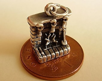 Sterling Silver Christmas Fireplace Charm