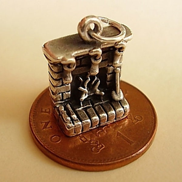Sterling Silver Christmas Fireplace Charm
