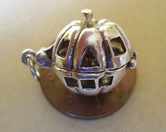 Sterling Silver Opening Pumpkin candle Jack O Lantern Halloween Charm