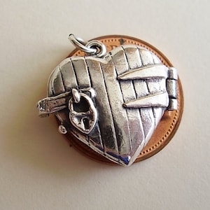 Sterling Silver HEART LOCKET Loving Couple Opening Charm