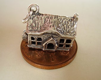 Sterling Silver Large Cottage - Bed Opening Charm